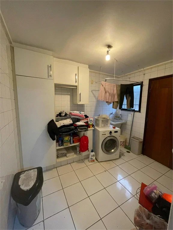 Casa à venda com 4 quartos, sendo 1 suíte,  em Vila Morumbi, São Paulo, SP