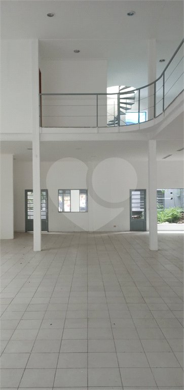 Salão à venda ou para alugar com 4 quartos em Santana, São Paulo, SP