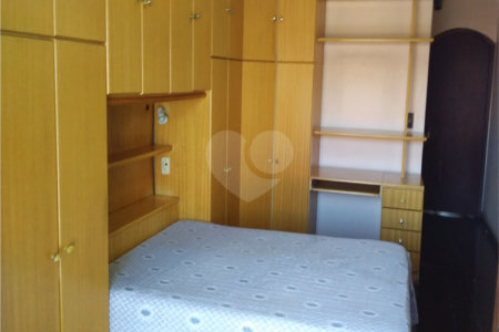 Sobrado à venda com 2 quartos, sendo 1 suíte, em Parque Boturussu, São Paulo, SP