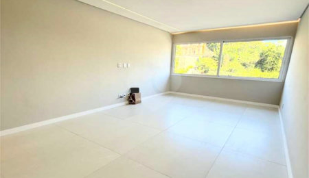 Apartamento à venda com 3 quartos, sendo 1 suíte,  em Laranjeiras, Rio de Janeiro, RJ