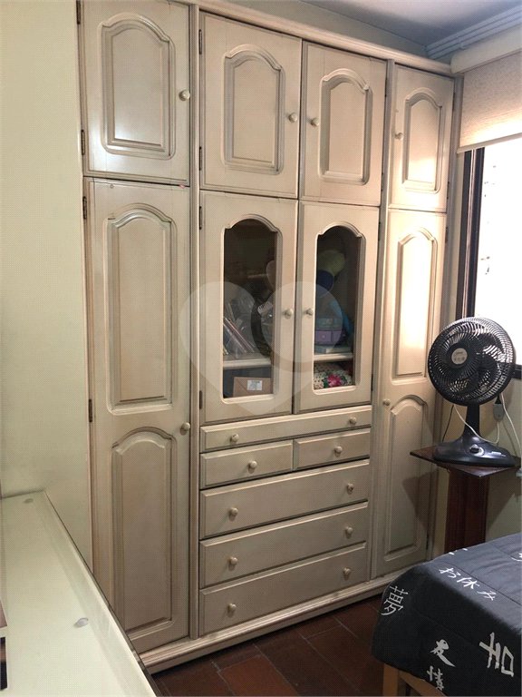 Apartamento com 3 dormitórios, Bairro Saúde,, Muito proximo do metro São Judas e da Igreja!