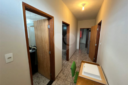 Casa a venda com 2 dormitórios na Vila São José