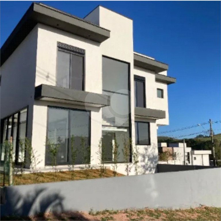 Casa à venda com 4 quartos, sendo 2 suítes,  no condomínio Reserva Granja Anita, Mogi das Cruzes - SP