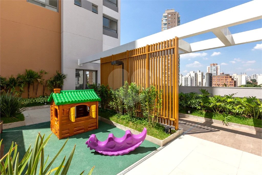Apartamento à venda com 2 quartos, sendo 1 suíte,  em Vila Romana, São Paulo, SP