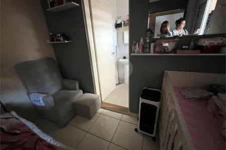 Sobrado à venda com 3 quartos, sendo 2 suítes, em Jardim São Pedro, Mogi das Cruzes, SP
