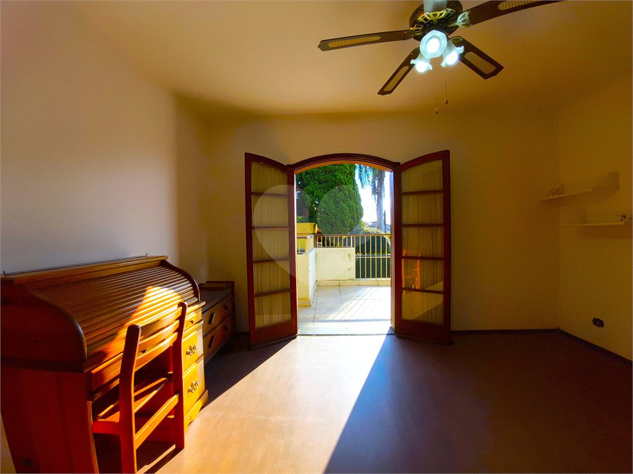 Casa à venda com 4 quartos, sendo 3 suítes,  no condomínio Village D'avignon, Sorocaba - SP