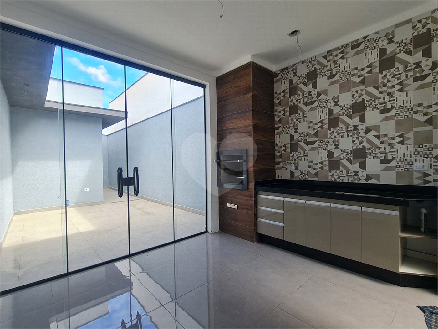 Casa à venda com 3 quartos, sendo 1 suíte,  no condomínio Reserva Ipanema I, Sorocaba - SP