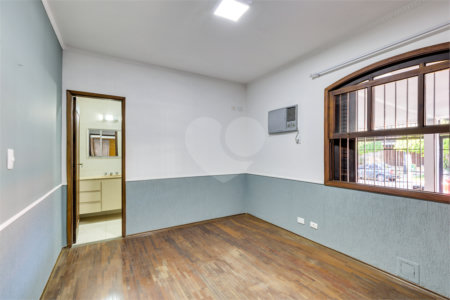 Casa à venda com 4 quartos, sendo 2 suítes, em City Campo Grande, São Paulo, SP