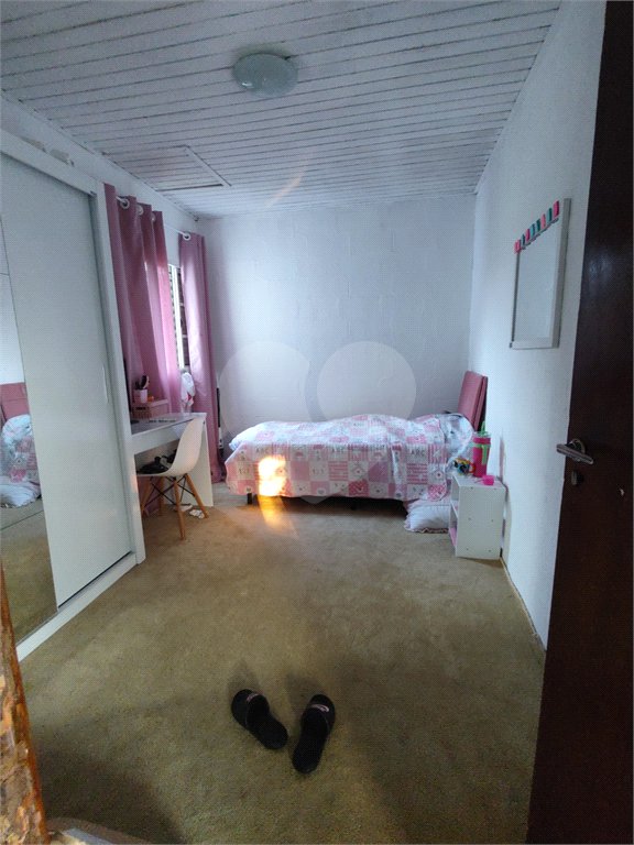 Chácara à venda com 4 quartos, sendo 1 suíte, em Vila Santa Helena, Atibaia, SP