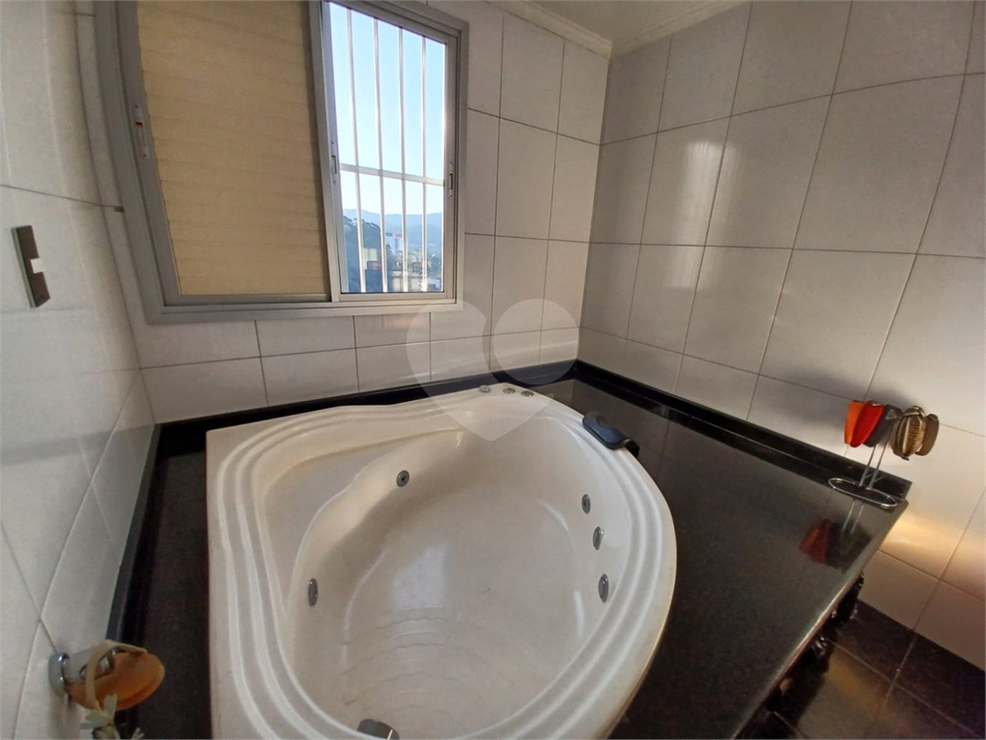 Apartamento à venda ou para alugar com 2 quartos, sendo 1 suíte, em Tremembé, São Paulo, SP