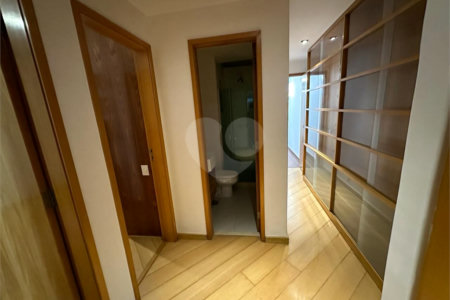 Apartamento à venda com 3 quartos, sendo 1 suíte,  em Tijuca, Rio de Janeiro, RJ