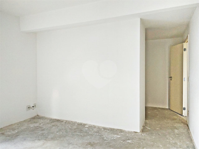 Apartamento à venda com 3 suítes em Santana, São Paulo, SP