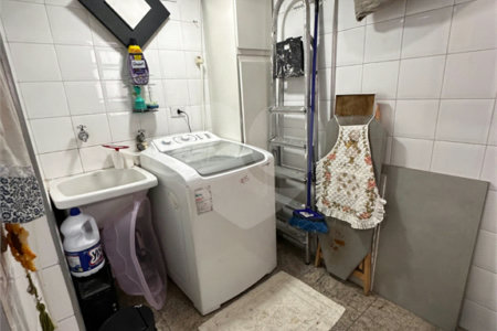 Apartamento à venda com 3 quartos, sendo 1 suíte, em Vila Regente Feijó, São Paulo, SP