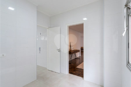 Apartamento à venda com 3 quartos, sendo 1 suíte, em Itaim Bibi, São Paulo, SP