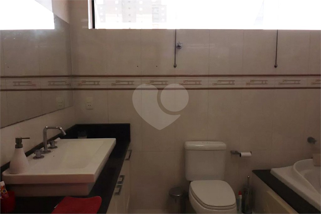 Sobrado à venda com 3 quartos, sendo 1 suíte, em Assunção, São Bernardo do Campo, SP