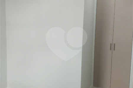 Casa à venda com 3 quartos, sendo 1 suíte,  no condomínio Gardenville, Itu - SP