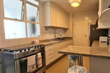 Apartamento à venda com 3 quartos, sendo 1 suíte, em Vila Uberabinha, São Paulo, SP