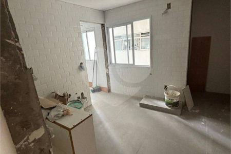 Apartamento à venda com 3 quartos, sendo 1 suíte, em Perdizes, São Paulo, SP