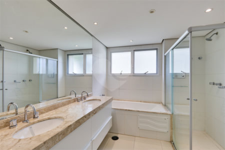 Apartamento à venda com 4 quartos, sendo 3 suítes, em Granja Julieta, São Paulo, SP