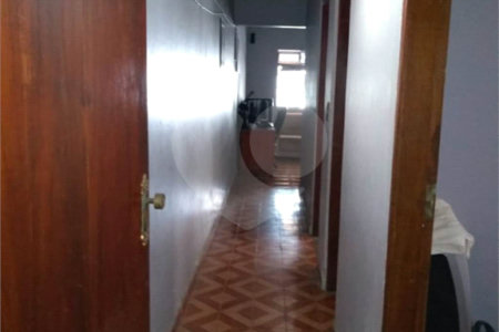 Casa Térrea à venda com 4 quartos, sendo 1 suíte,  em Vila Nivi, São Paulo, SP