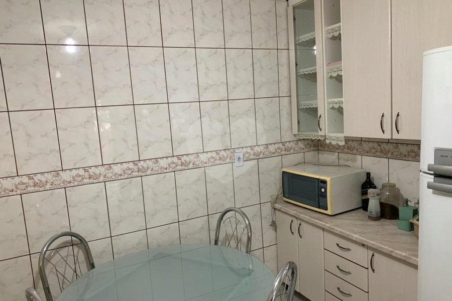 Sobrado à venda com 4 quartos em Parque Edu Chaves, São Paulo, SP