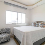 Casa à venda com 3 quartos, sendo 1 suíte, no condomínio Vale do Sol, Bom Jesus dos Perdões - SP