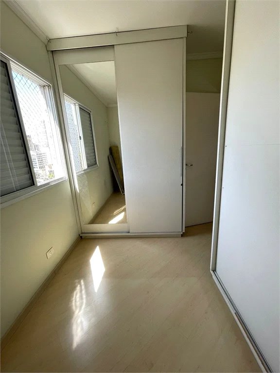 Apartamento à venda com 3 quartos, sendo 1 suíte, em Vila Andrade, São Paulo, SP