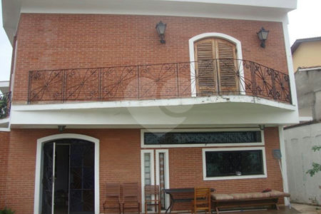 Sobrado à venda com 3 quartos, sendo 1 suíte, em Jardim Franca, São Paulo, SP
