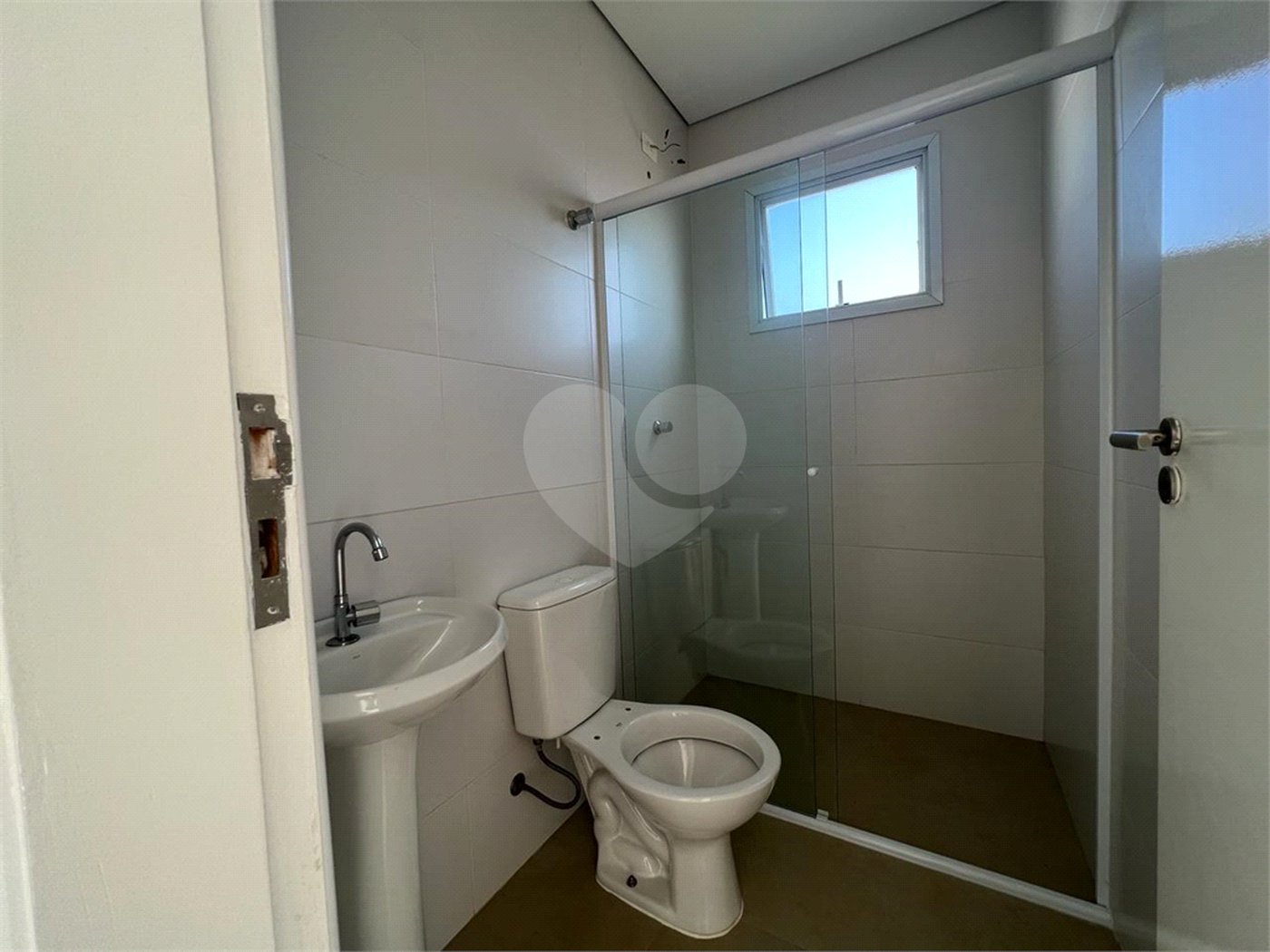 Casa à venda com 3 quartos, sendo 1 suíte, em Jardim Semiramis, Cotia, SP