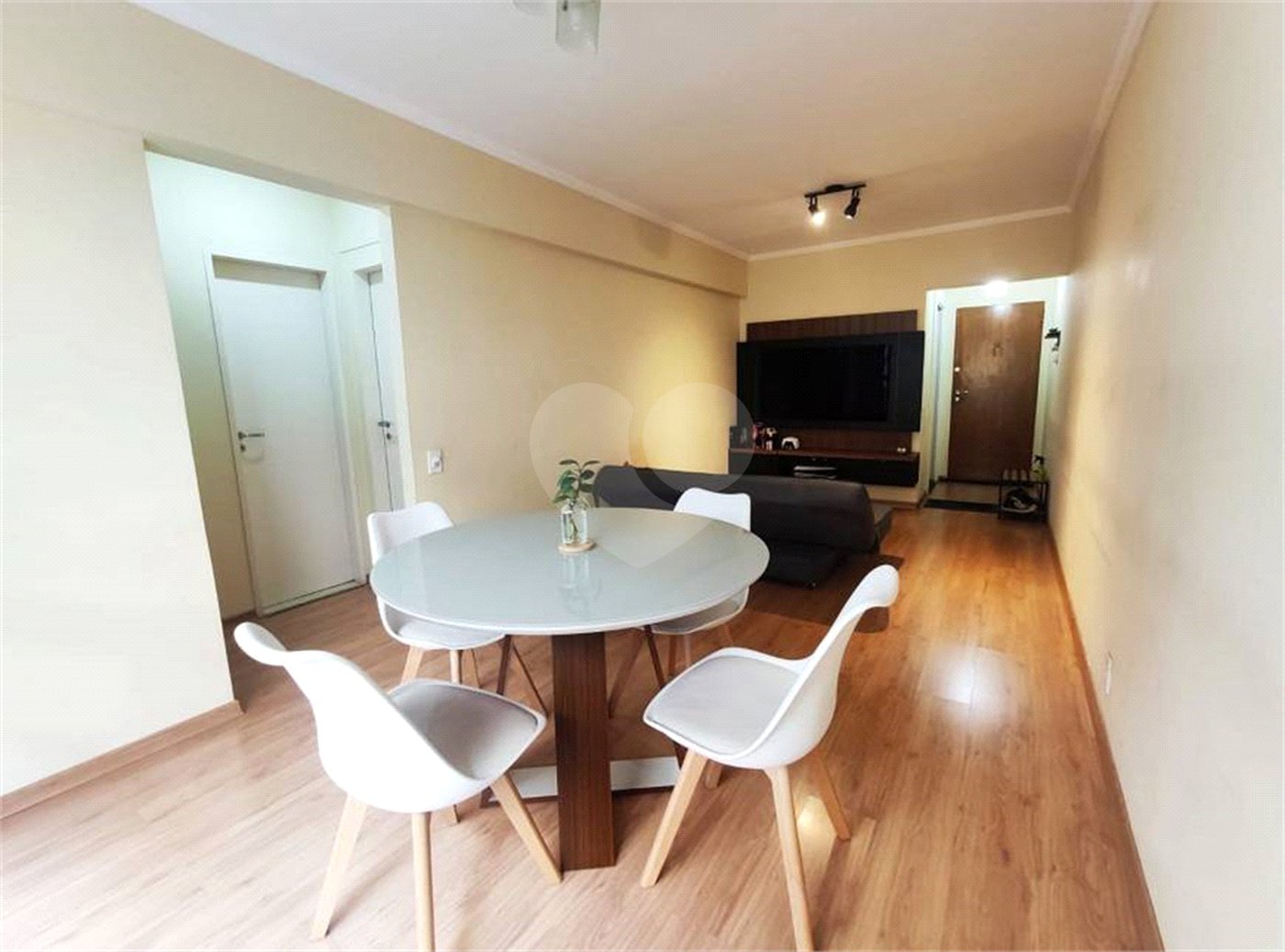 Apartamento à venda com 2 quartos em Cambuci, São Paulo, SP