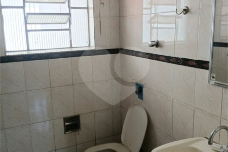 Sobrado à venda com 3 quartos, sendo 1 suíte,  no Centro, Santo André, SP