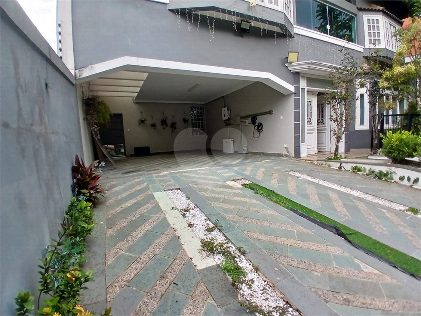 Oportunidade No Alto de Pinheiros Ótimo Sobrado com 352m² de A.C, frente para uma bela Praça.