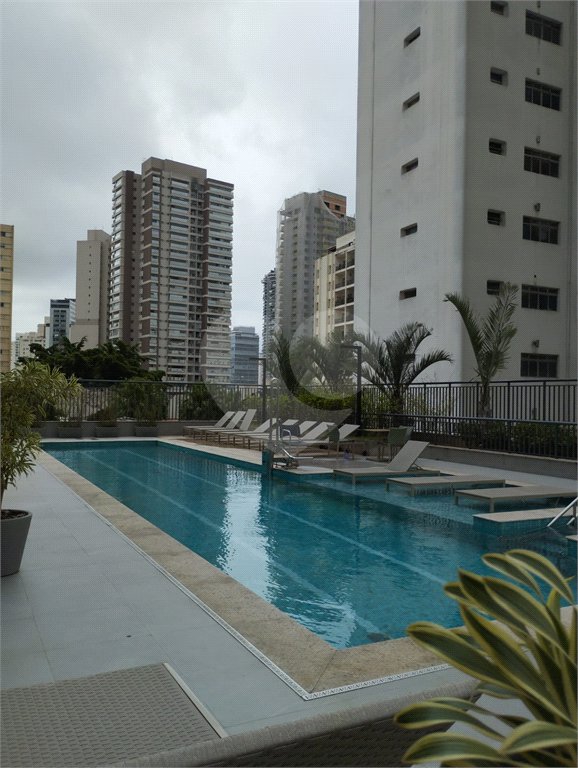 Apartamento à venda com 2 quartos em Santo Amaro, São Paulo, SP