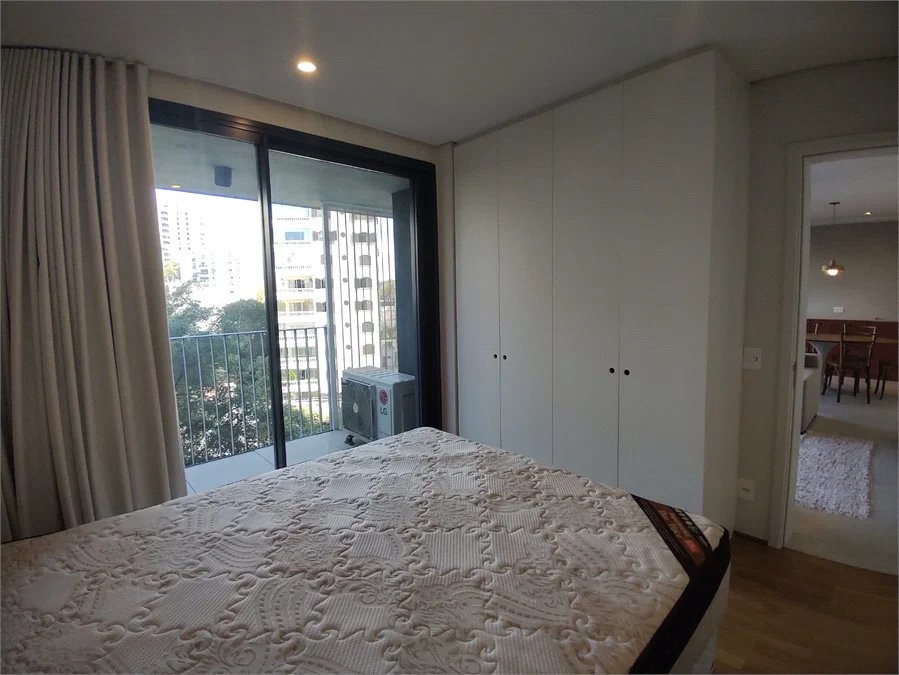 Apartamento à venda ou para alugar com 1 suíte em Jardim das Bandeiras, São Paulo, SP