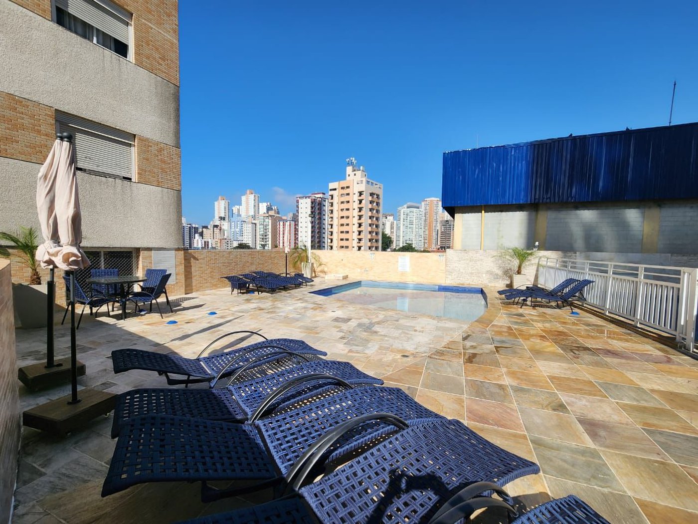 Apartamento com 3 dormitórios à venda, 103 m² por R$ 1.380.000,00 - Ponta da Praia - Santos/SP