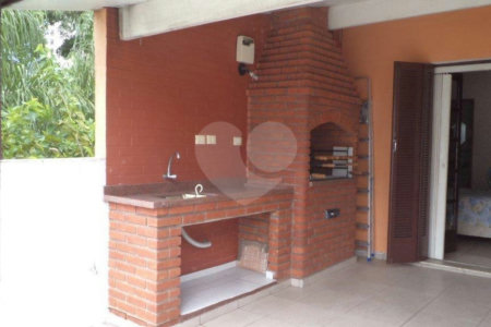 Sobrado à venda com 2 suítes em Jardim Marajoara, São Paulo, SP