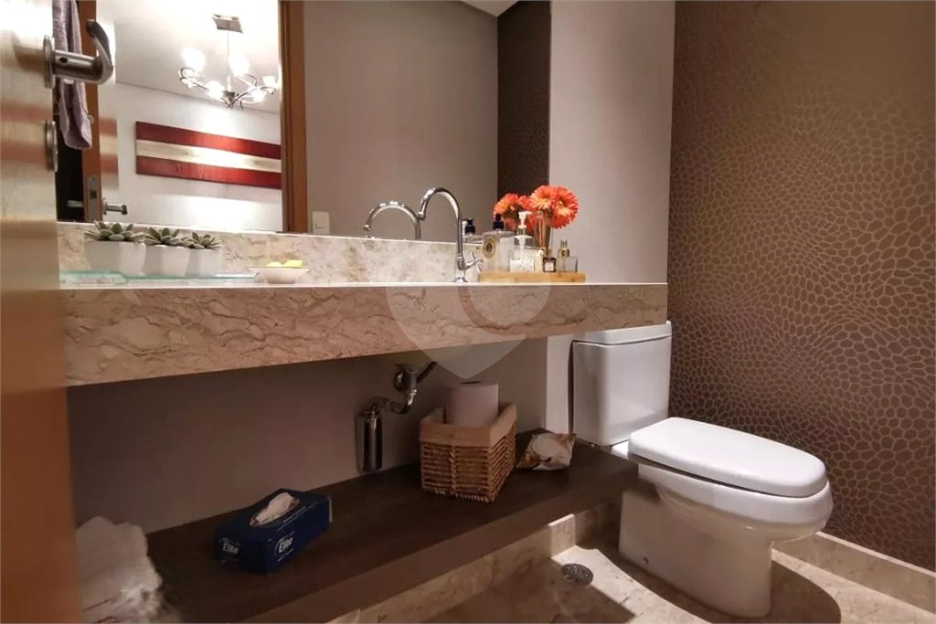 Apartamento à venda com 3 quartos, sendo 1 suíte, em Vila Suzana, São Paulo, SP