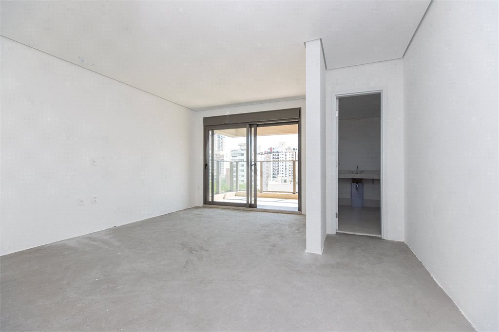 Apartamento à venda com 4 suítes em Campo Belo, São Paulo, SP