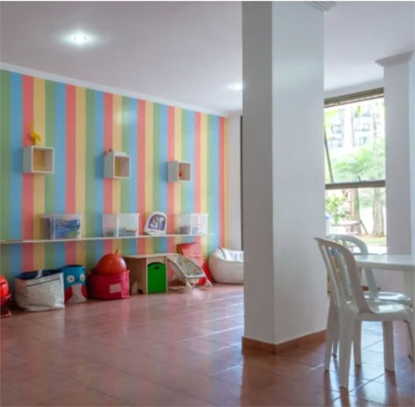Apartamento à venda com 4 quartos, sendo 2 suítes, em Vila Morumbi, São Paulo, SP