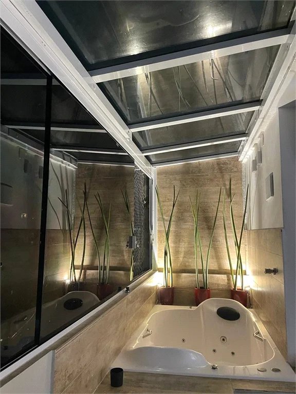Apartamento à venda com 2 quartos, sendo 1 suíte, em Jardim Londrina, São Paulo, SP