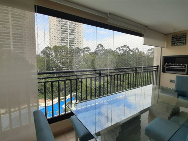 Apartamento à venda com 3 suítes em Jardim Marajoara, São Paulo, SP