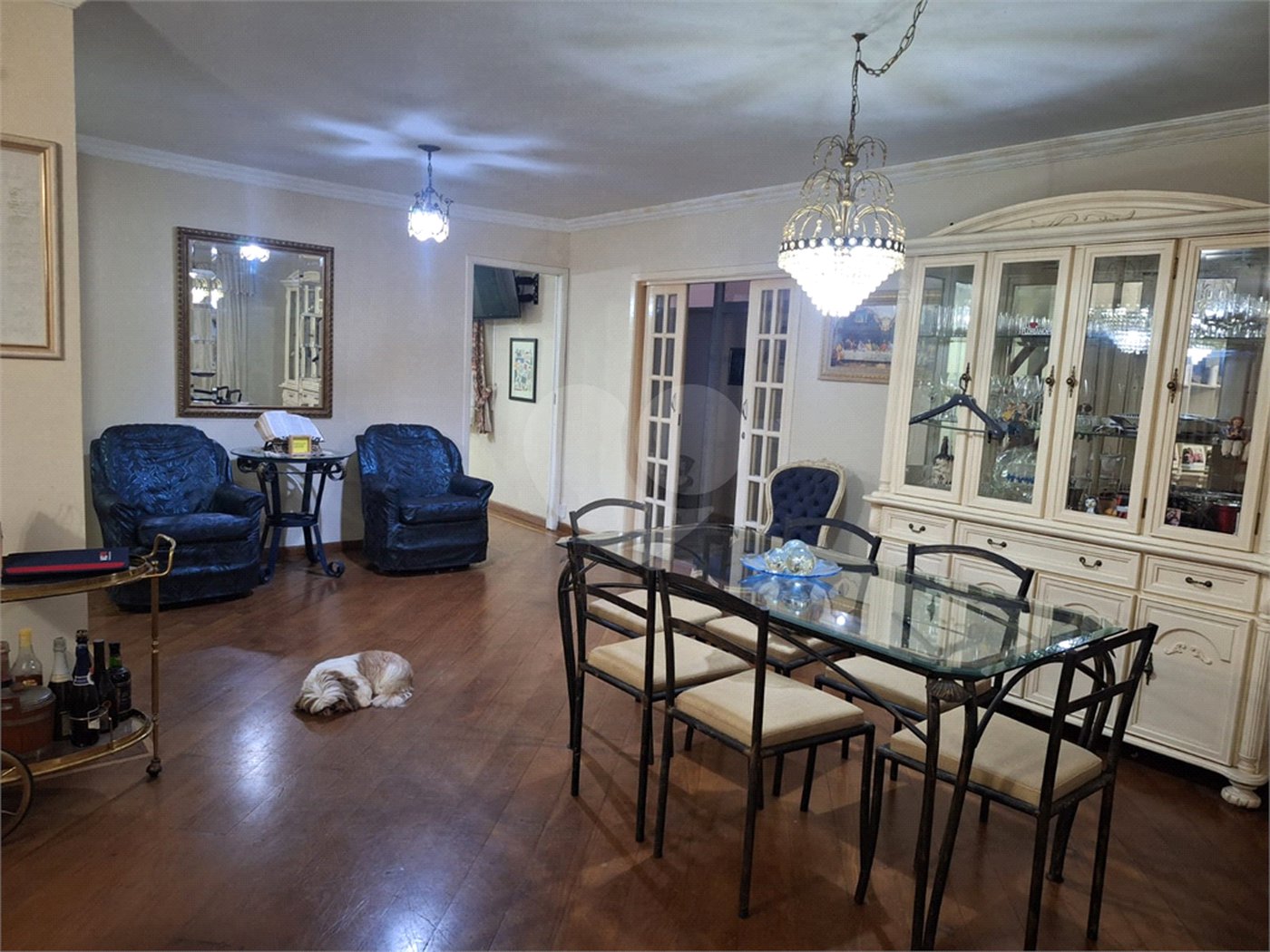 Casa à venda com 5 quartos, sendo 3 suítes,  no condomínio Vila Panamericana, São Paulo - SP
