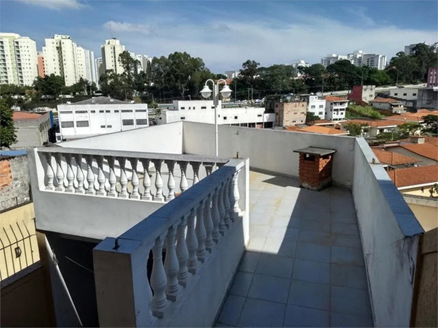 Sobrado à venda com 4 quartos, sendo 2 suítes, em Jardim Bonfiglioli, São Paulo, SP