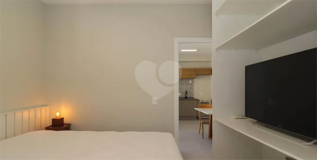 Apartamento à venda ou para alugar com 1 quarto em Cerqueira César, São Paulo, SP