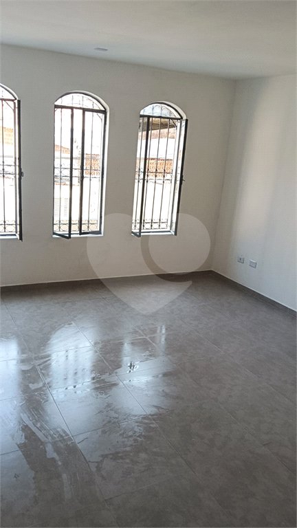 Sobrado à venda com 2 quartos em Vila Mazzei, São Paulo, SP
