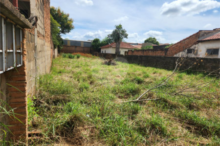 Terreno à venda em Jardim Quitandinha, Araraquara, SP