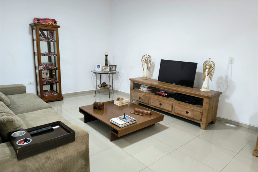 Casa à venda com 4 suítes em Roseira, Mairiporã, SP