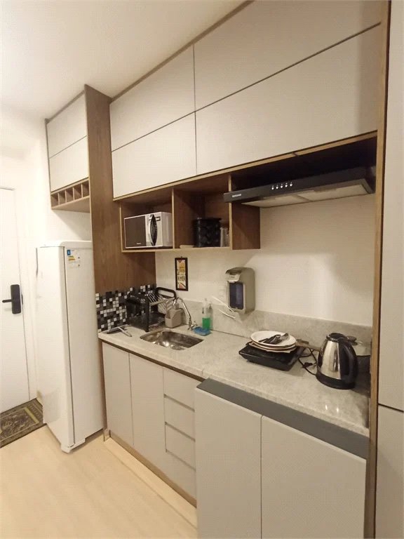 Apartamento à venda ou para alugar com 1 quarto em Pinheiros, São Paulo, SP