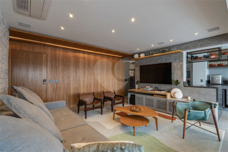 Apartamento à venda com 4 quartos, sendo 3 suítes,  em Jardim das Acácias, São Paulo, SP