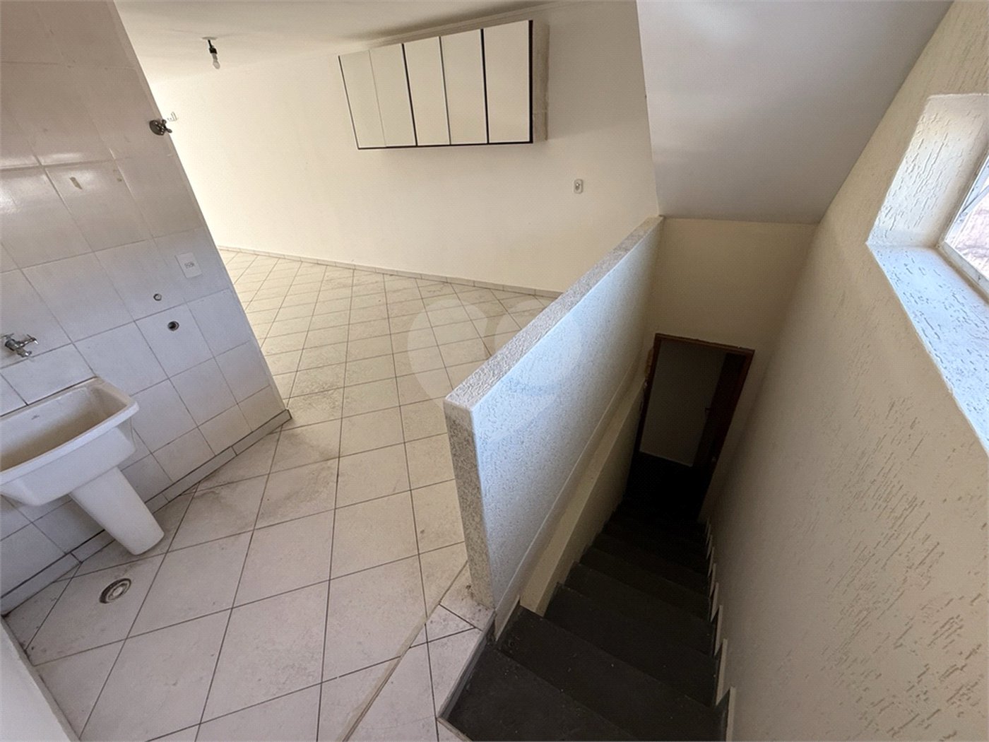 Sobrado à venda com 4 quartos, sendo 1 suíte, em Tremembé, São Paulo, SP